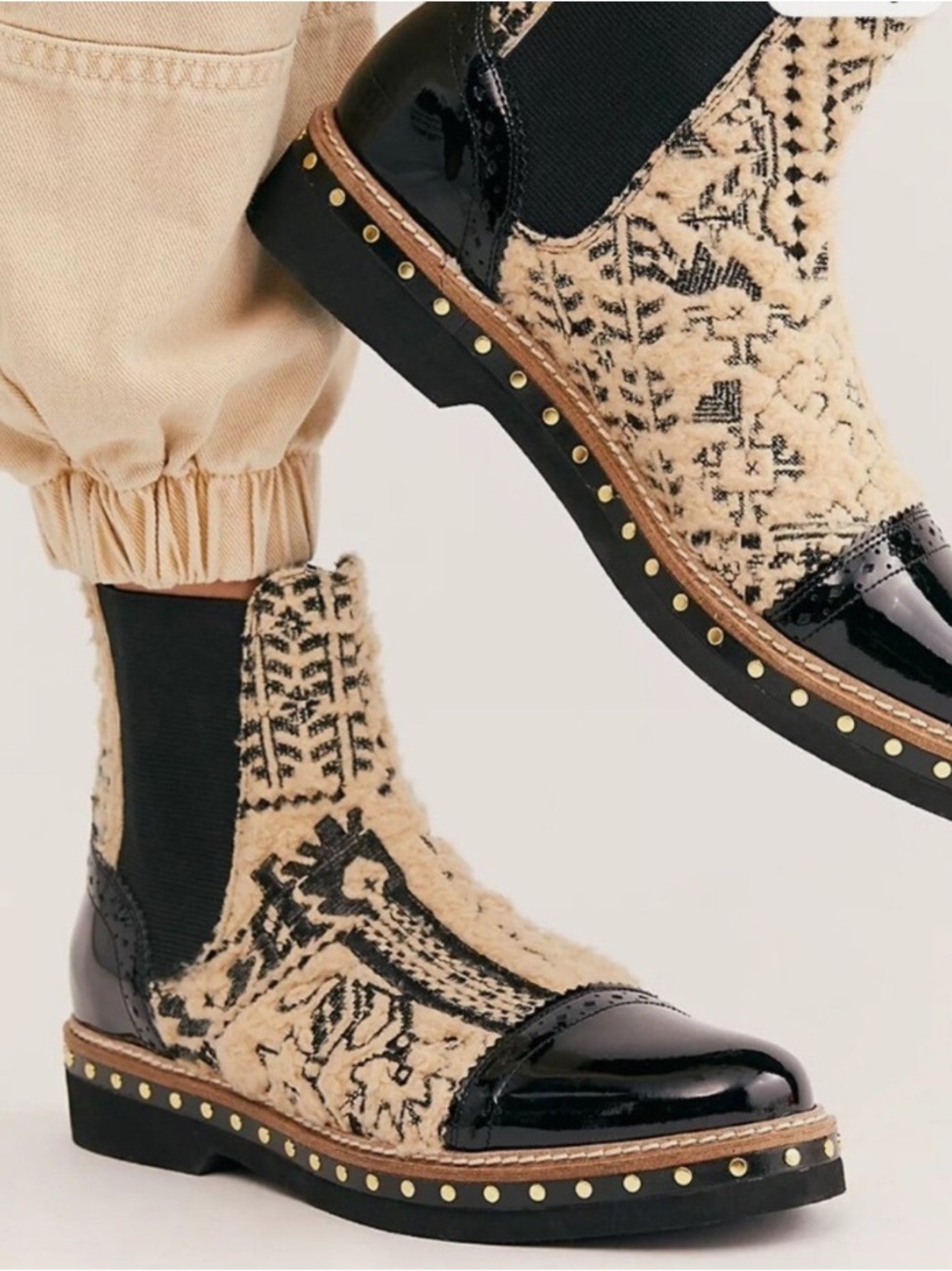 🔥 Free People Atlas Textile Studded Chelsea Boots - Size 39 - 8 1/2 9.
